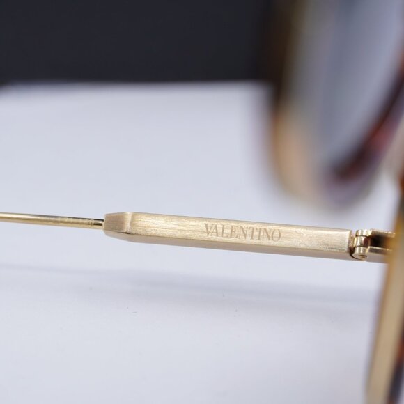 Valentino V-LSTORY VLS-129C Sunglasses - Honey Havana/Green - Picture 9 of 10